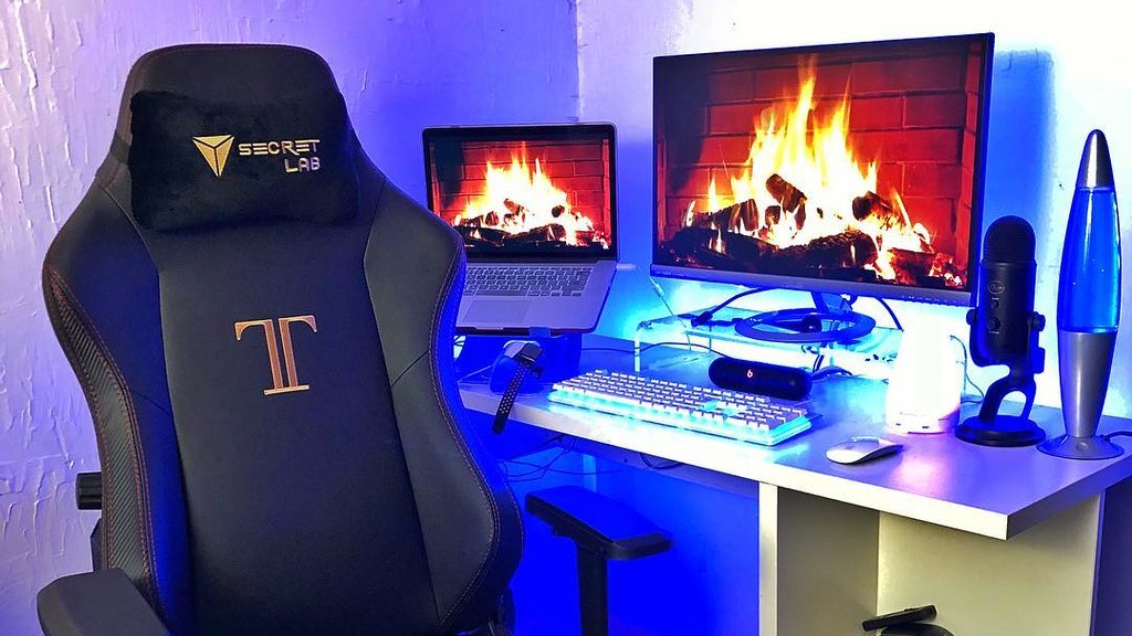 Does a gaming chair make you a god at gaming?